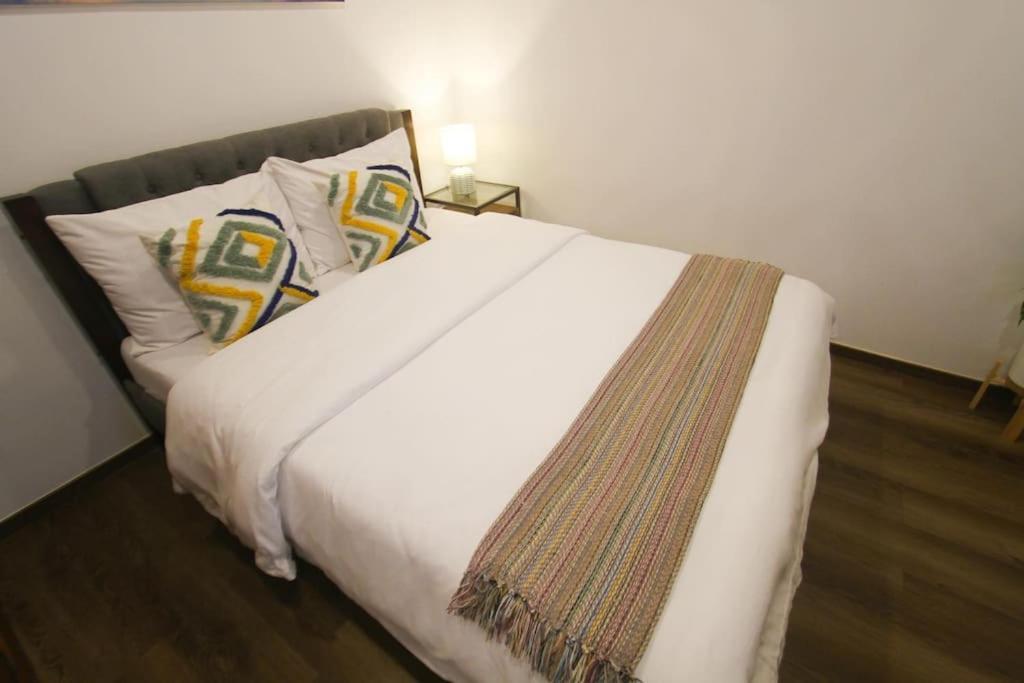 Apartment Air Conditioned Unit In Megatower 4 Baguio City